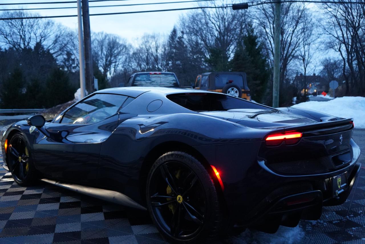 2024 Ferrari 296 GTB Base RWD