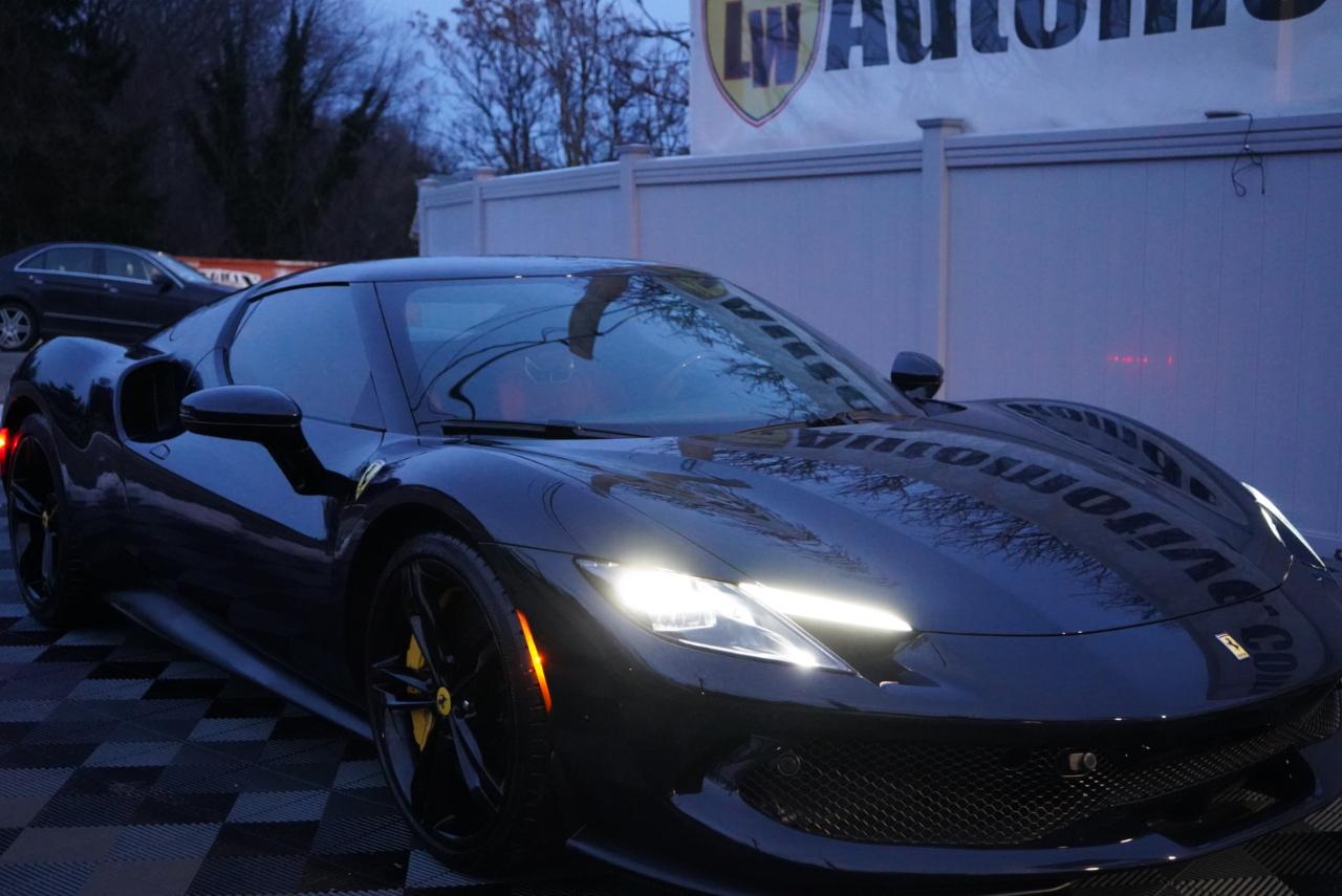 2024 Ferrari 296 GTB Base RWD