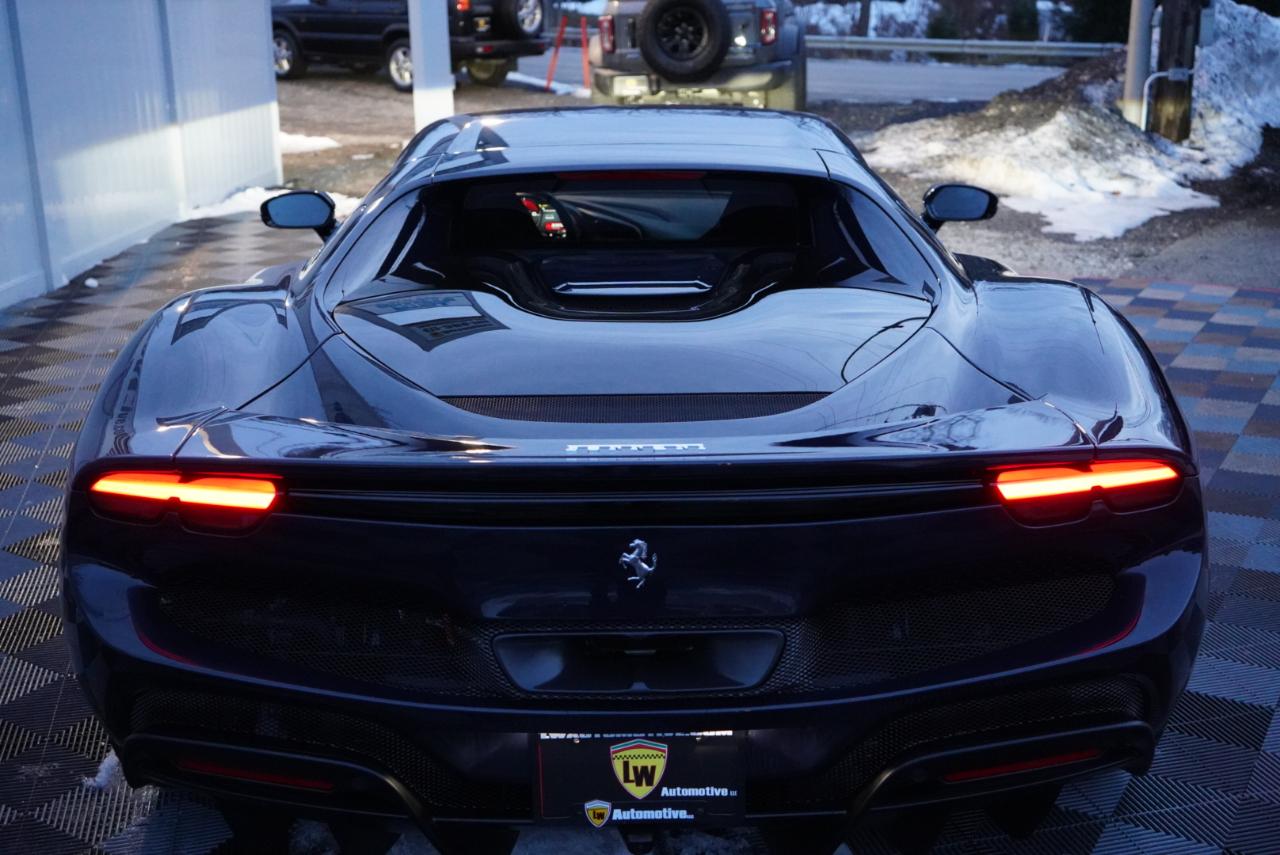 2024 Ferrari 296 GTB Base RWD