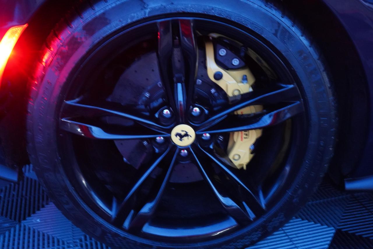 2024 Ferrari 296 GTB Base RWD