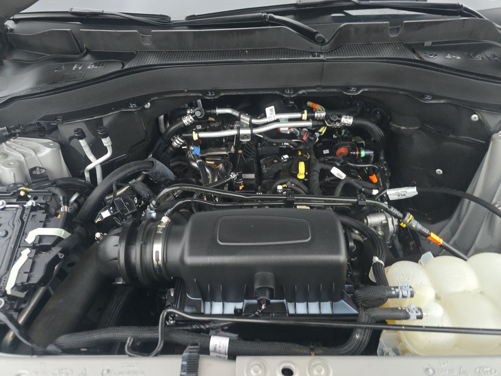 2023 Ford Explorer XLT AWD