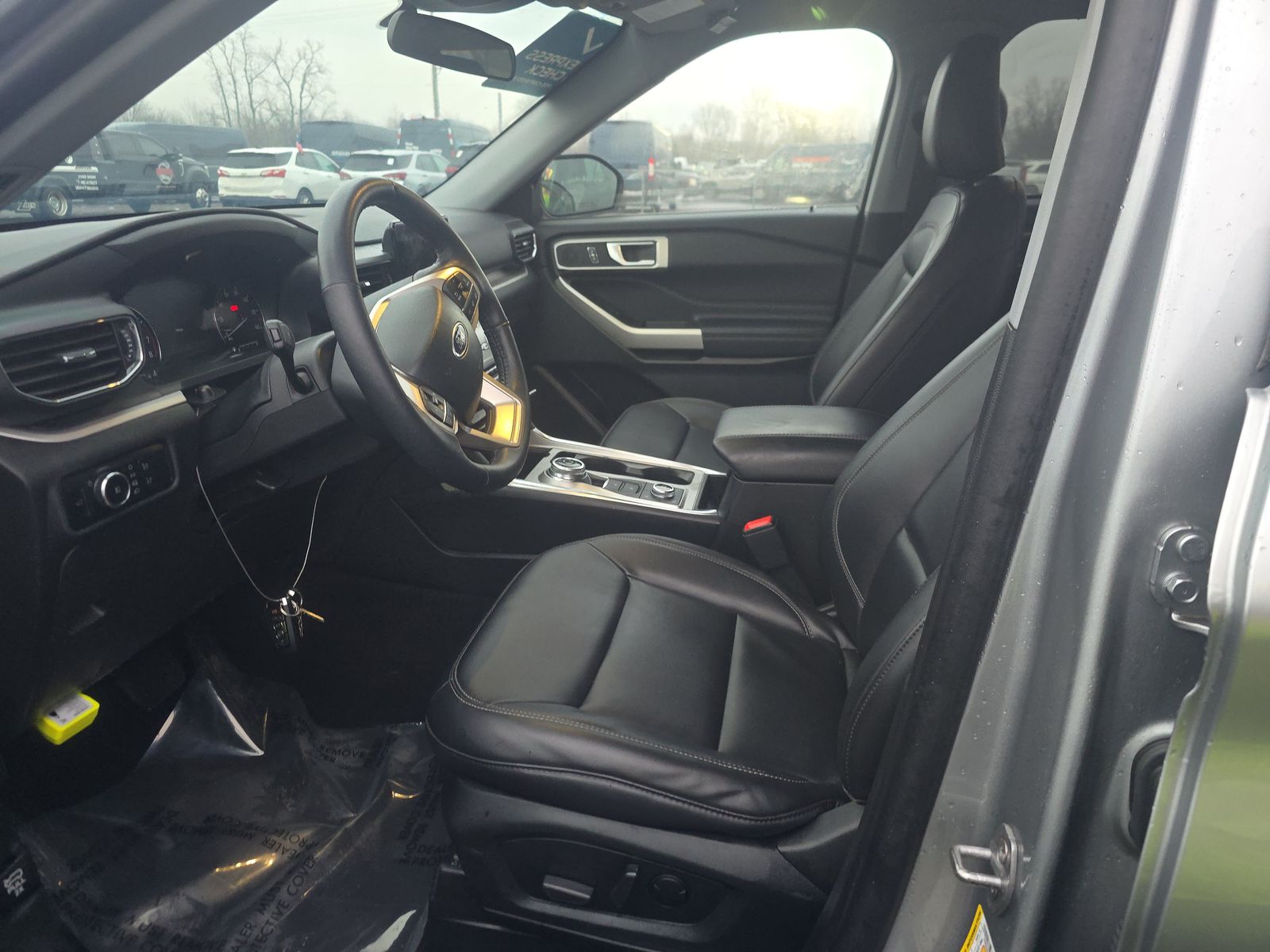 2023 Ford Explorer XLT AWD