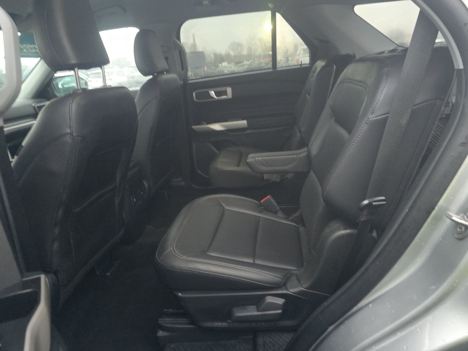 2023 Ford Explorer XLT AWD