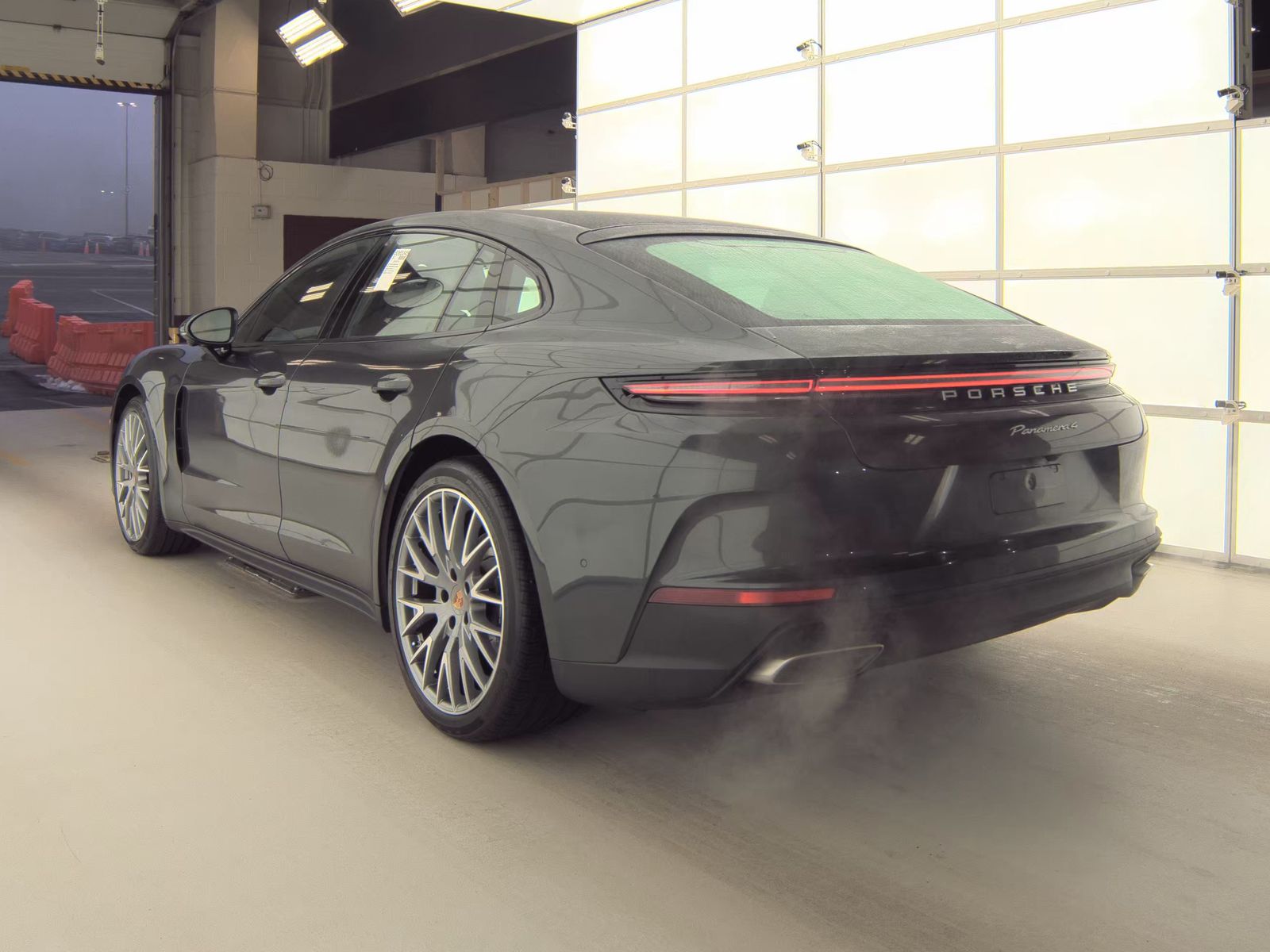 2025 Porsche Panamera 4 AWD