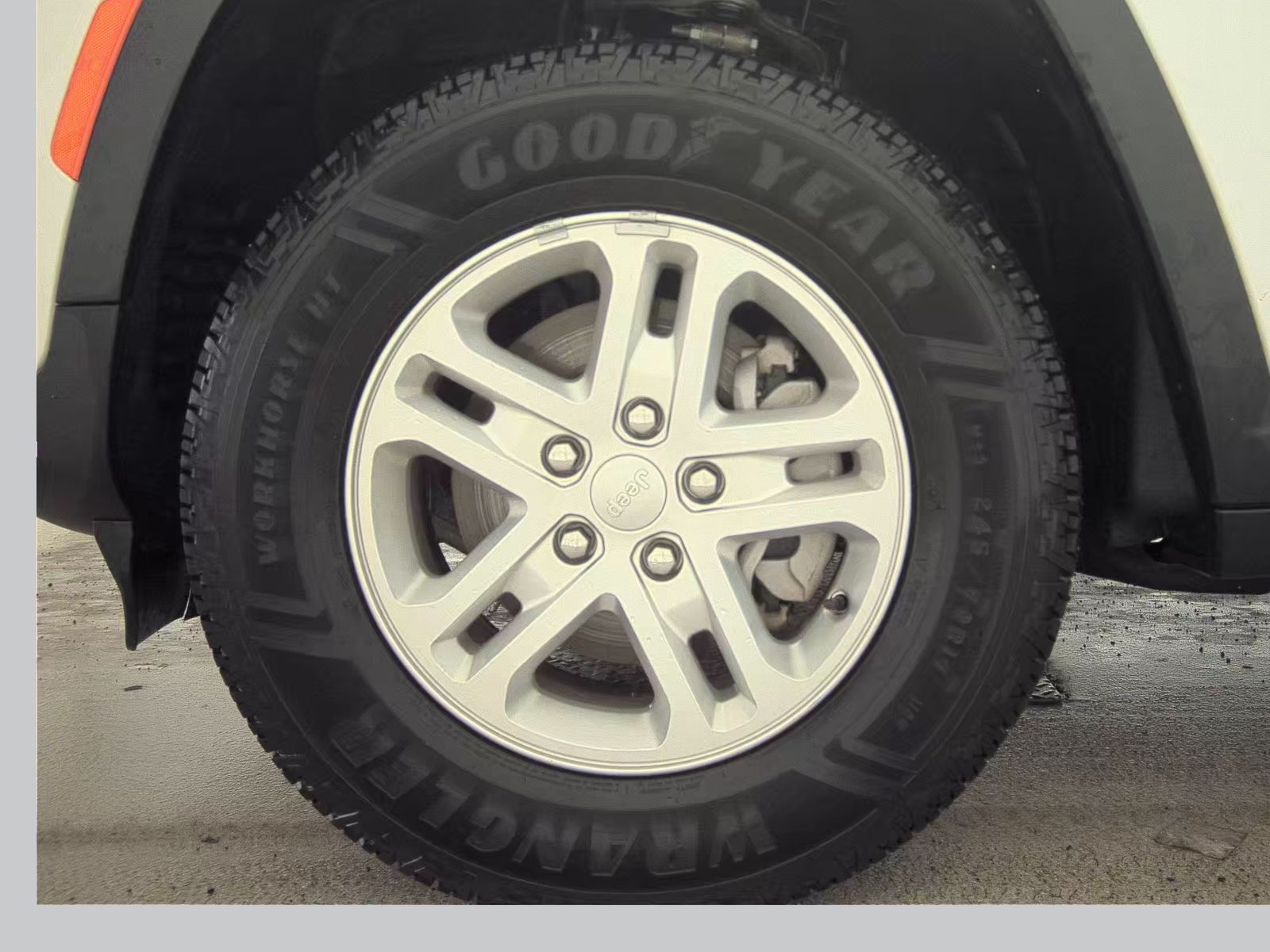 JEEP GRAND CHEROKEE - 10