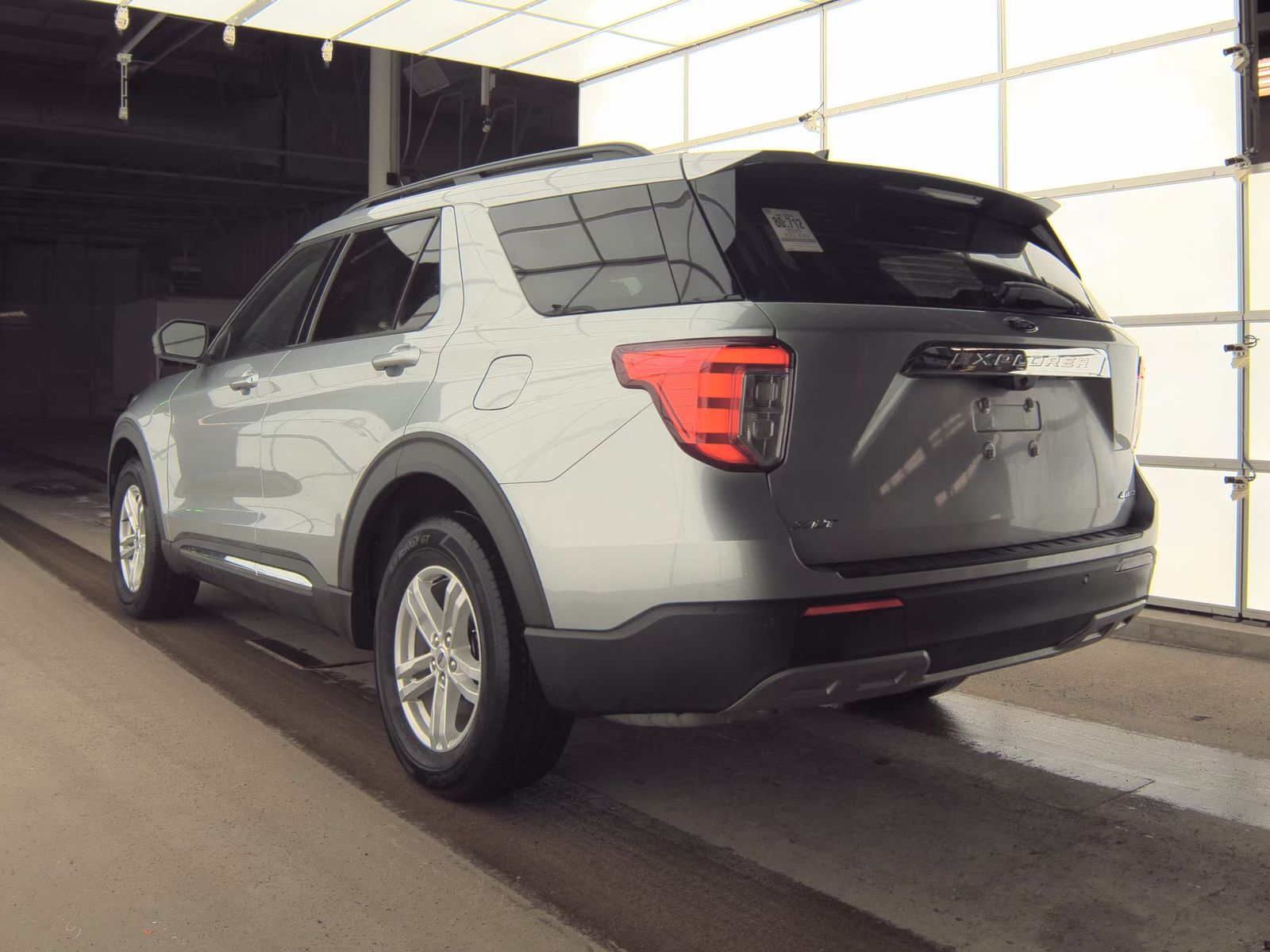 2023 Ford Explorer XLT AWD