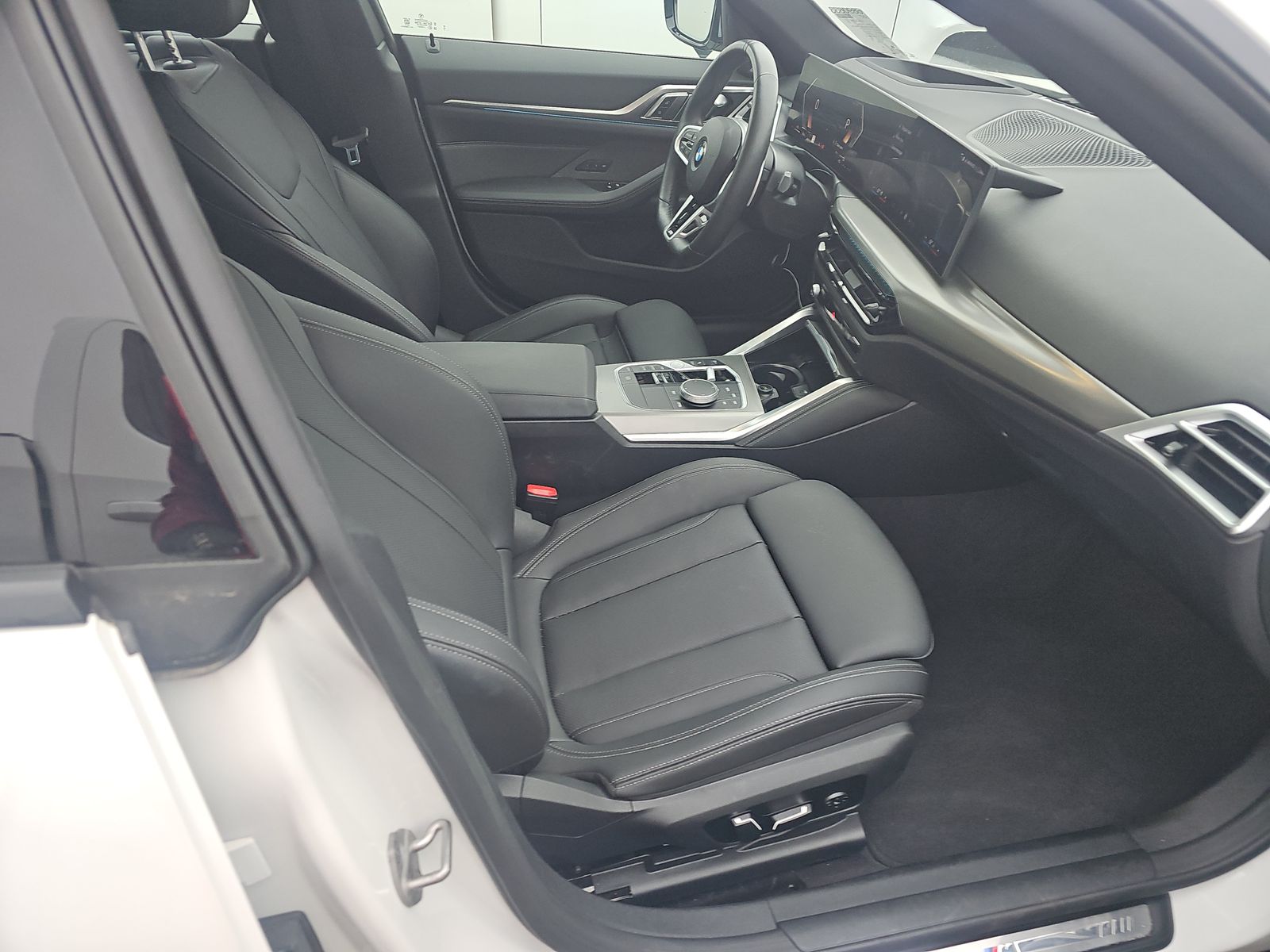 2025 BMW 4 Series 430i xDrive AWD