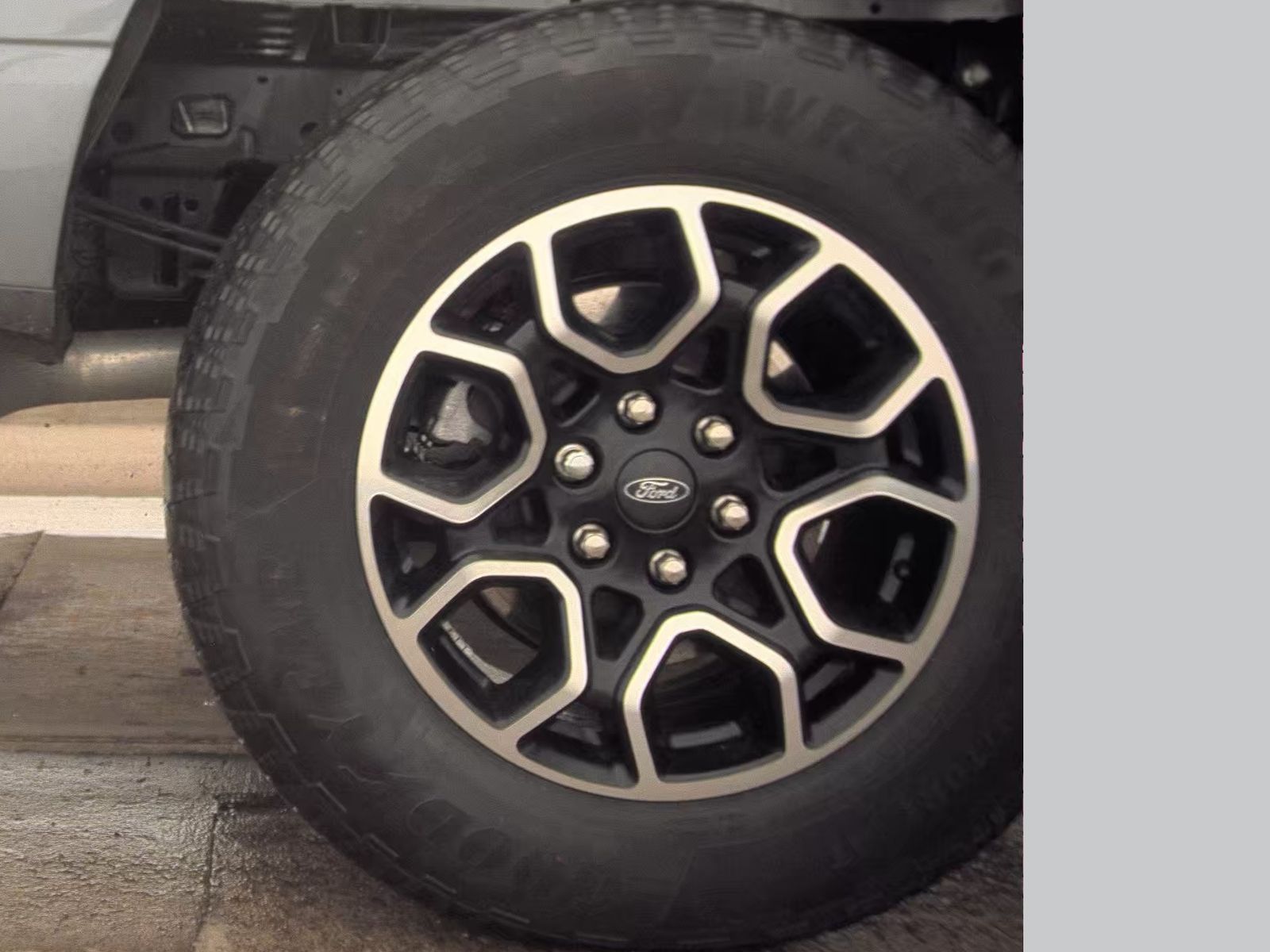 2023 Ford F-150 Hybrid XLT AWD