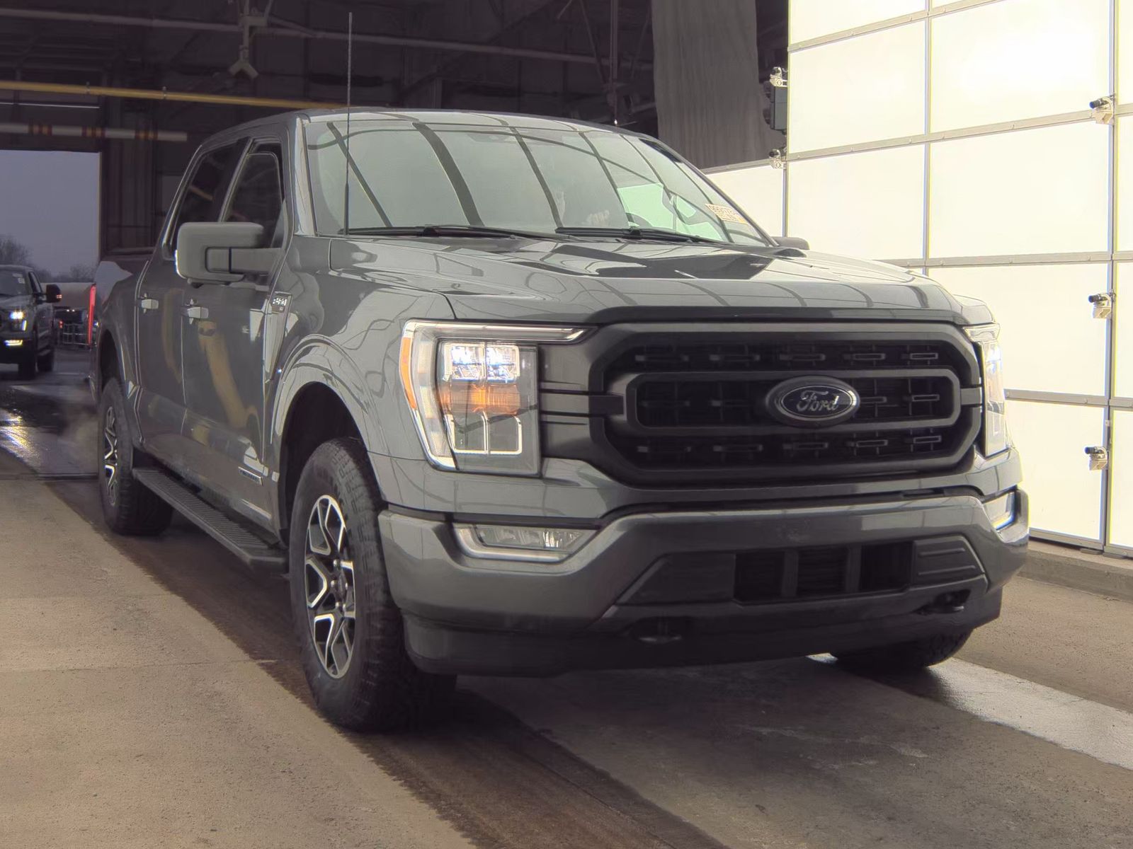 2023 Ford F-150 Hybrid XLT AWD