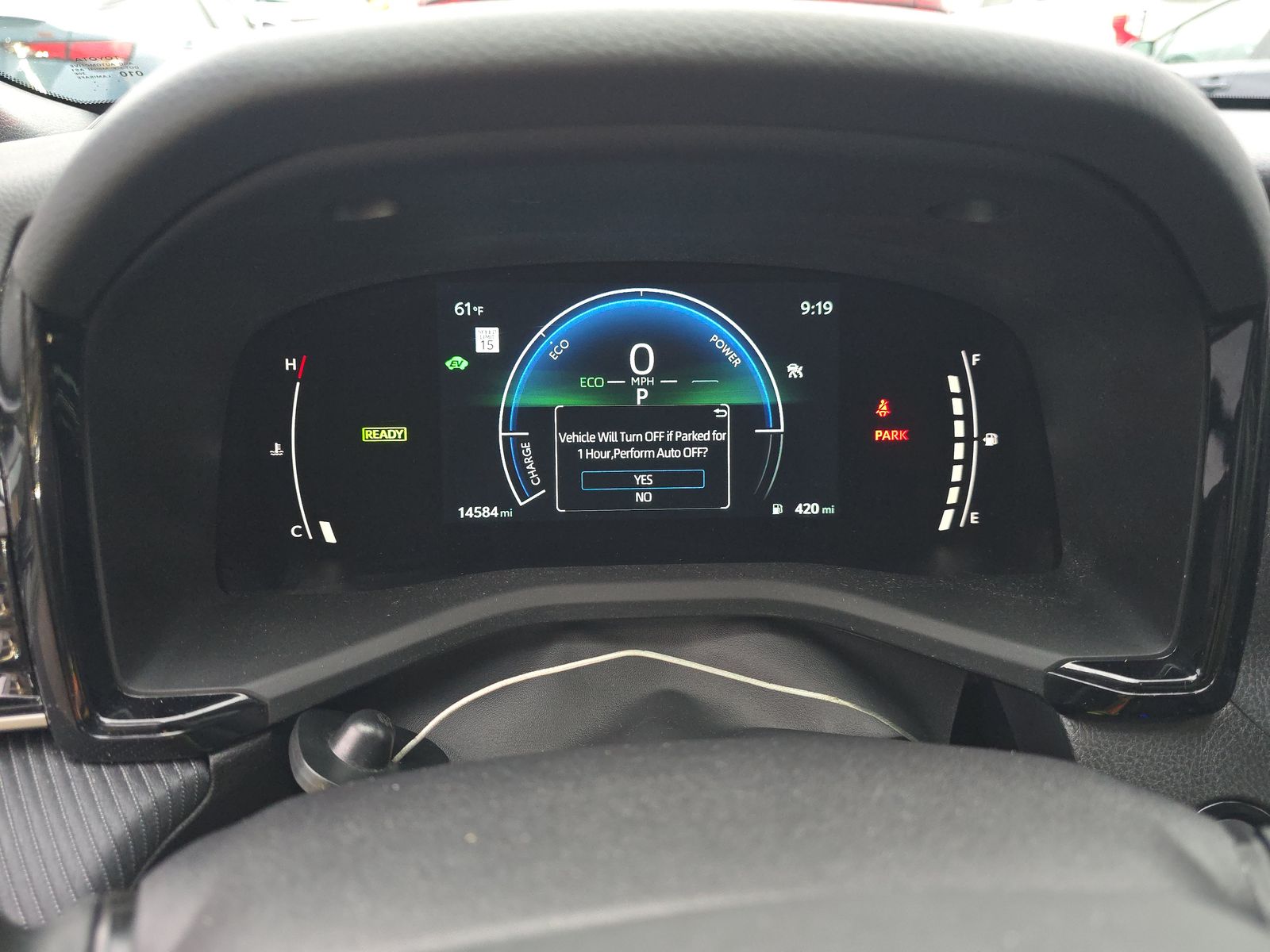 2025 Toyota Camry SE FWD