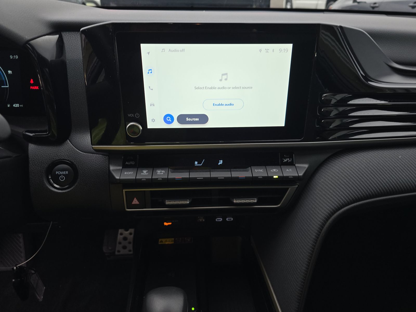 2025 Toyota Camry SE FWD