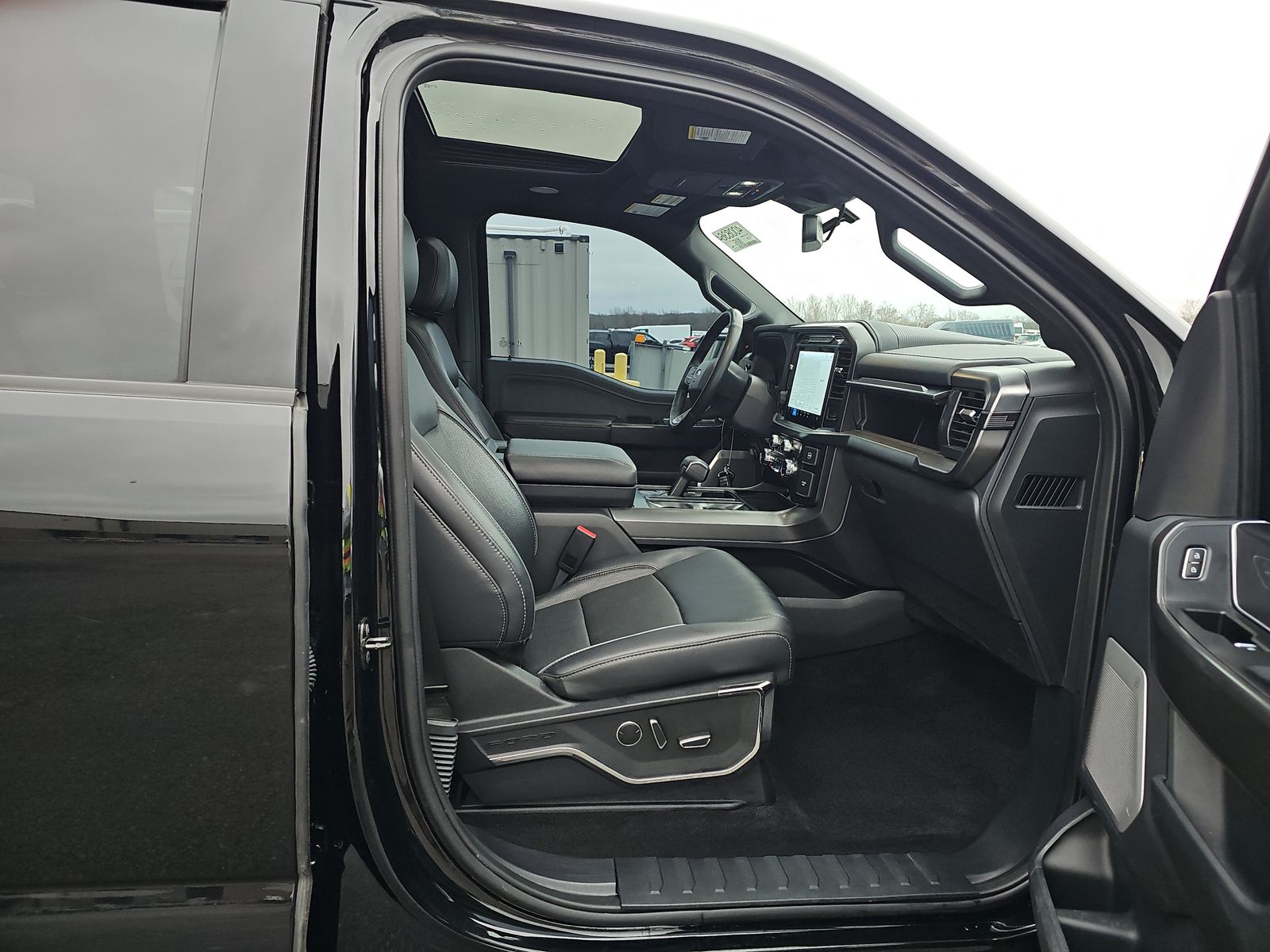 2024 Ford F-150 Hybrid Lariat AWD