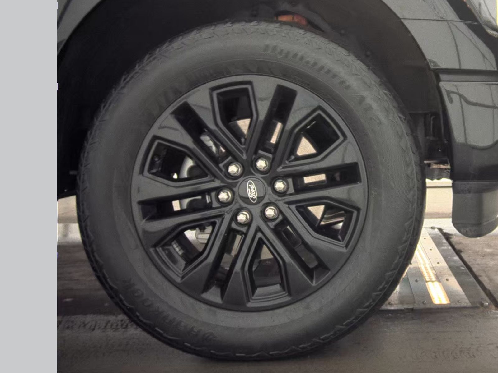 2024 Ford F-150 Hybrid Lariat AWD