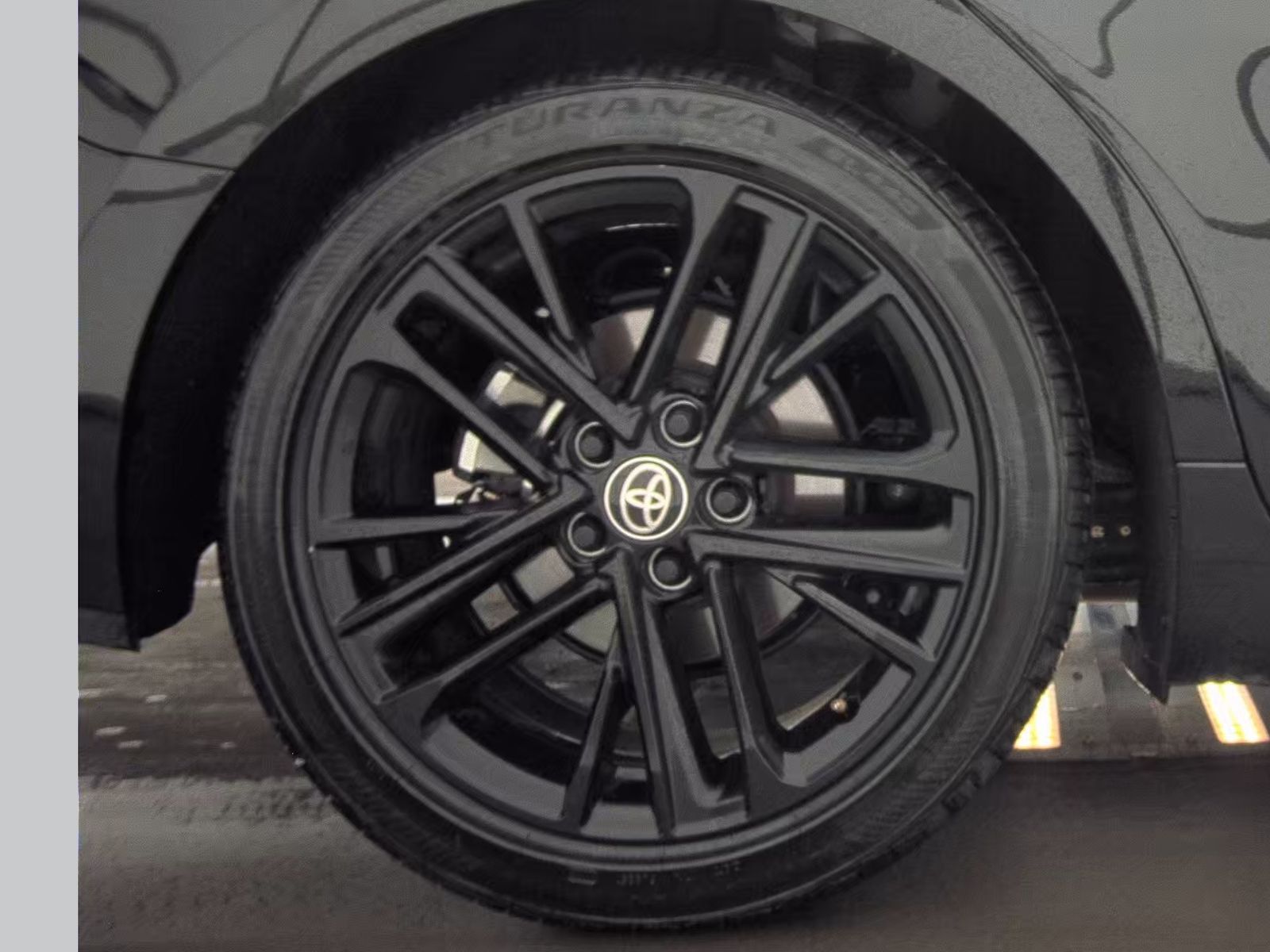 2025 Toyota Camry SE FWD