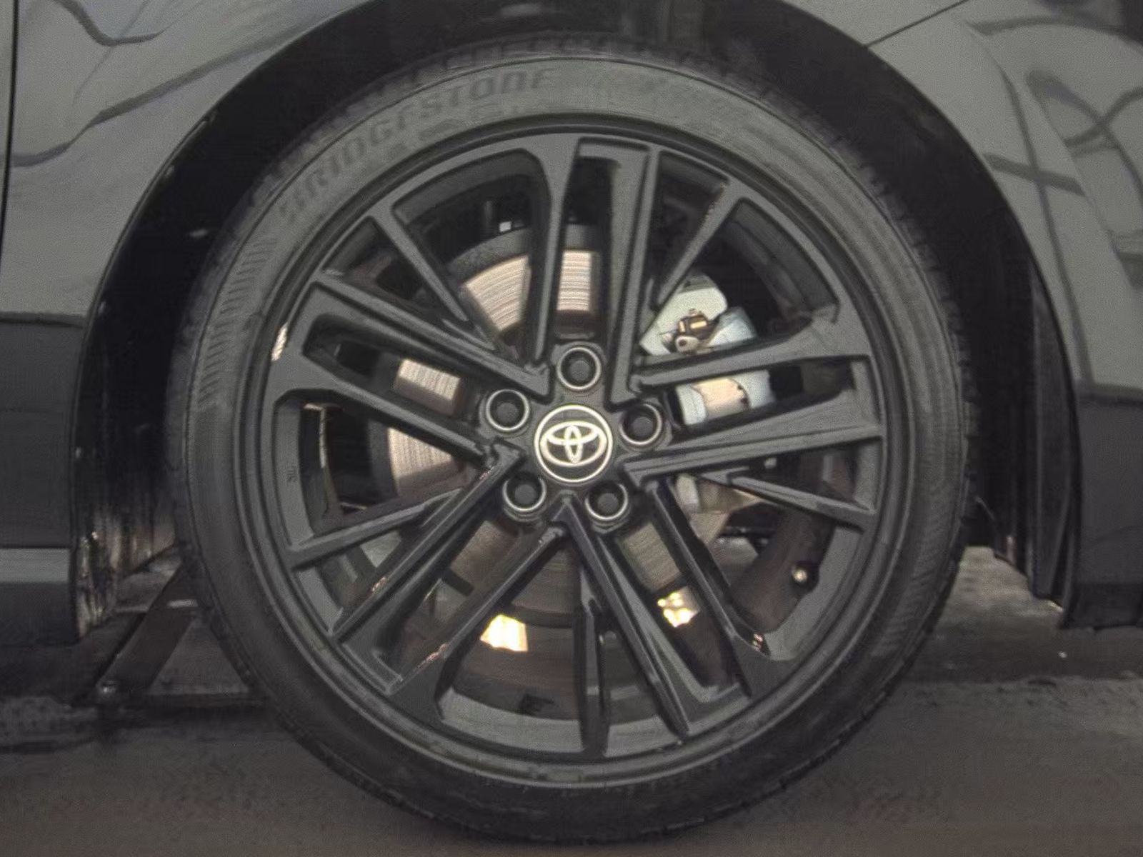 2025 Toyota Camry SE FWD