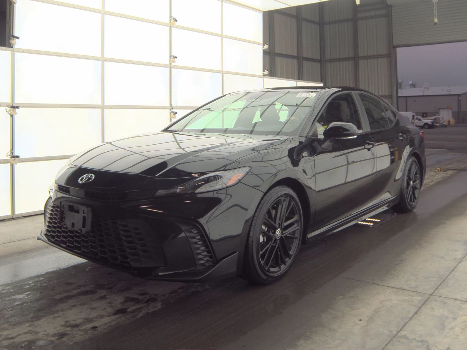 2025 Toyota Camry SE FWD