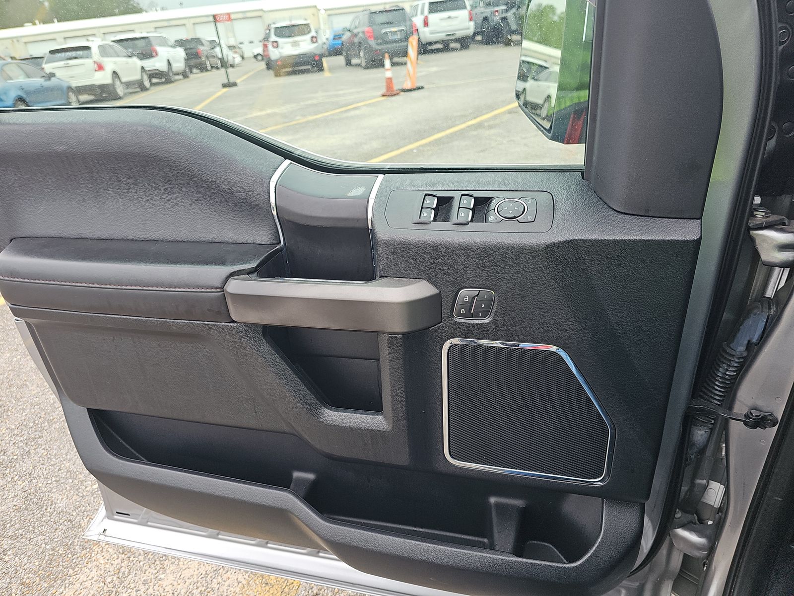 2020 Ford F-150 Platinum RWD