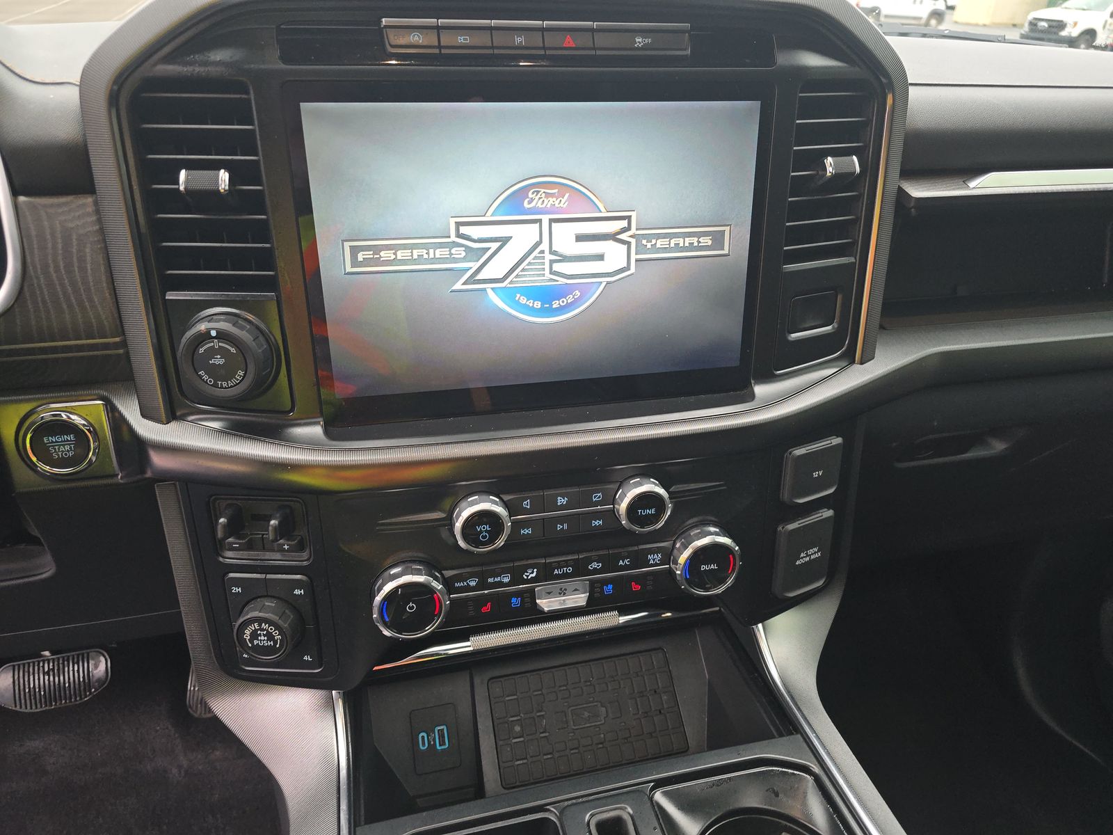 2023 Ford F-150 Platinum AWD