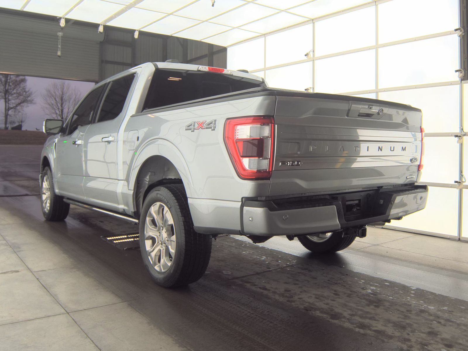 2023 Ford F-150 Platinum AWD
