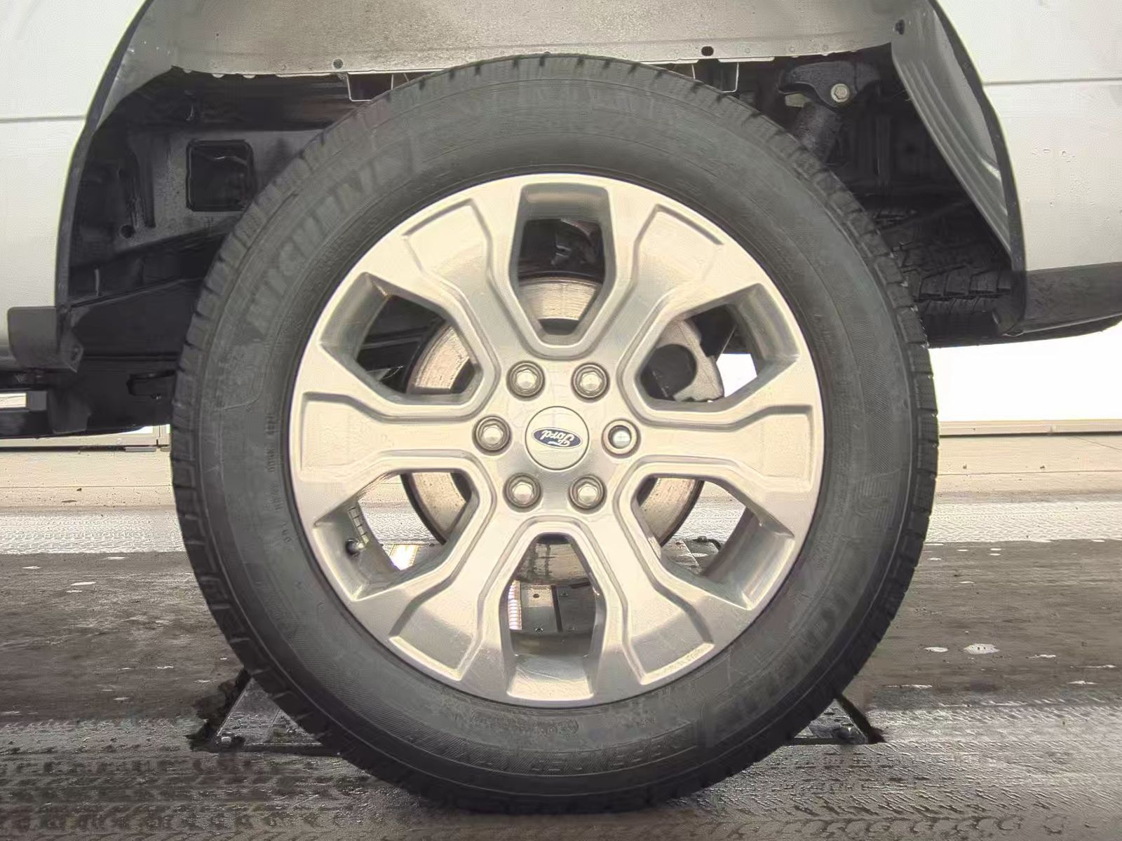 2023 Ford F-150 Platinum AWD