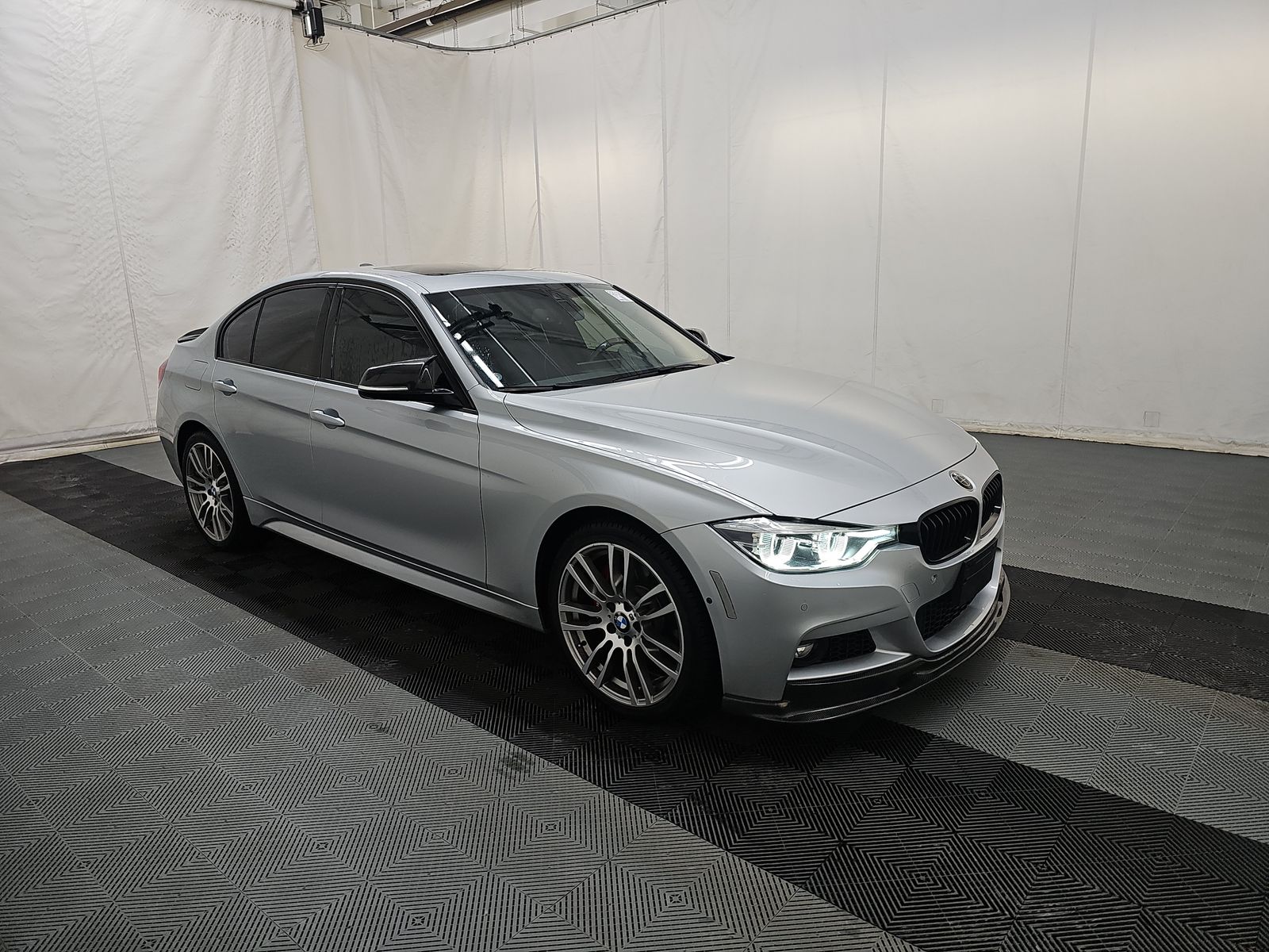 BMW 3 Series Sedan 340i xDrive M SPORT LINE снимка BMW 3 Series Sedan 340i xDrive M SPORT LINE