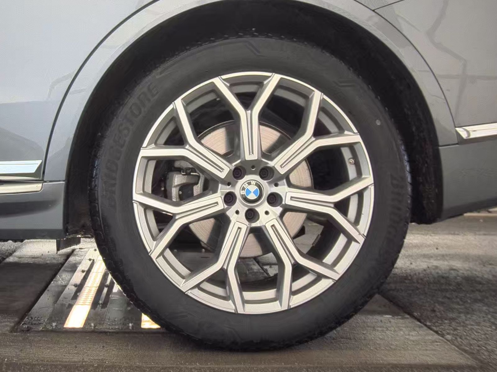 2026 BMW X7 xDrive40i AWD