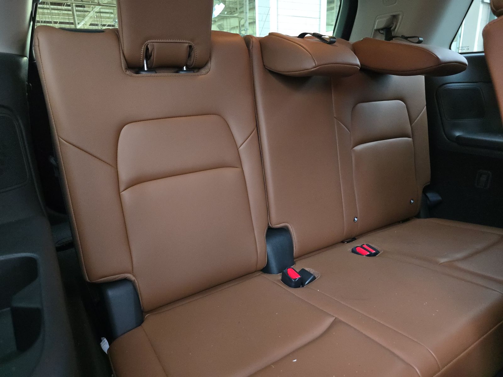 2025 Nissan Pathfinder Platinum FWD