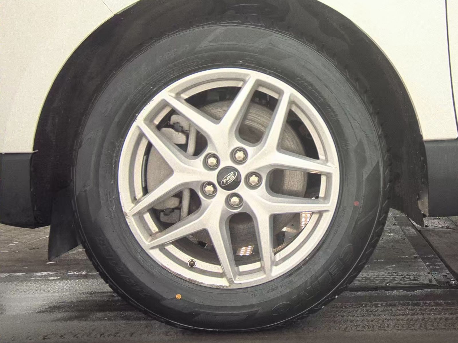 2024 Ford Edge SEL AWD