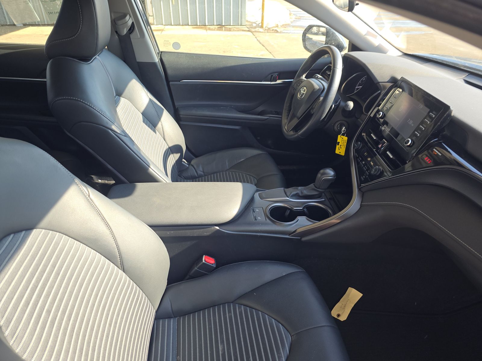 2024 Toyota Camry SE FWD