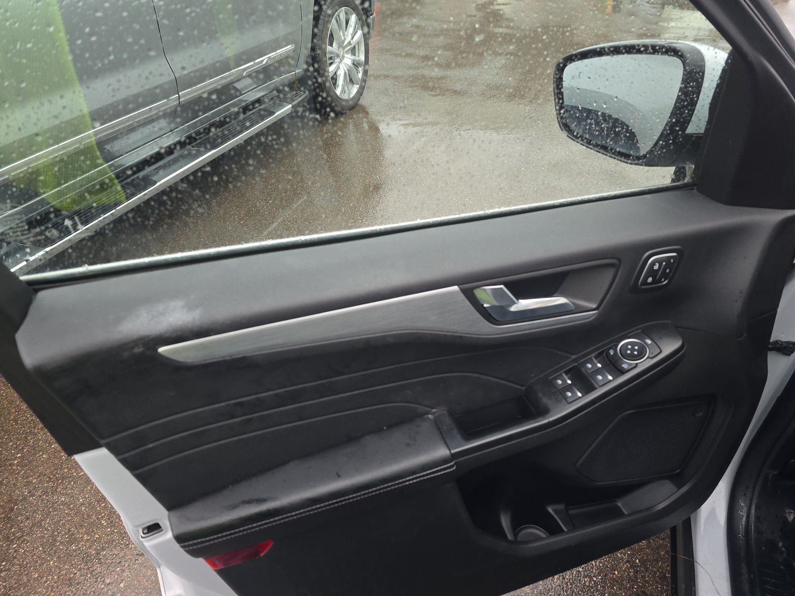 2025 Ford Escape Platinum AWD