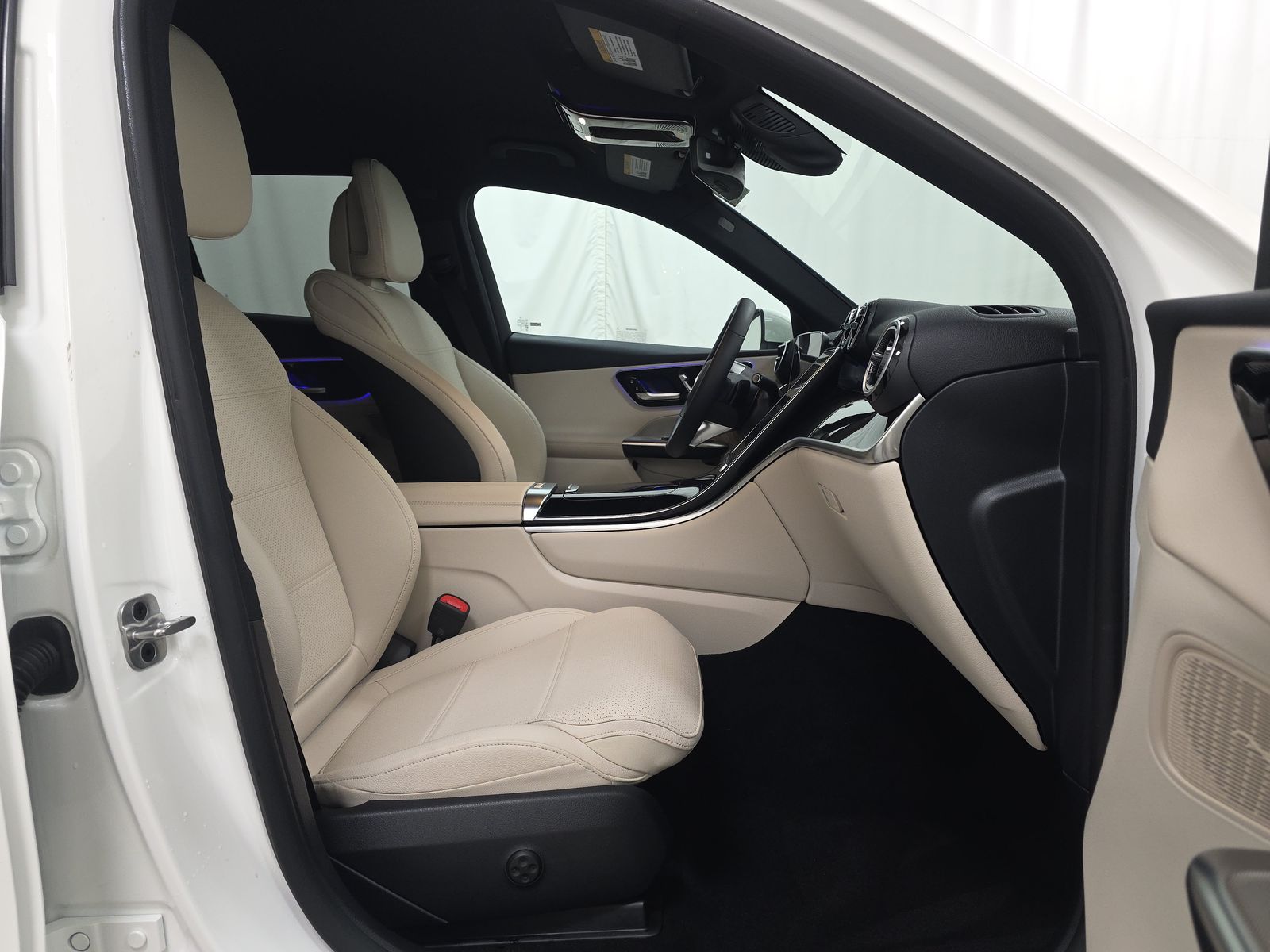 2025 Mercedes-Benz GLC GLC 300 AWD