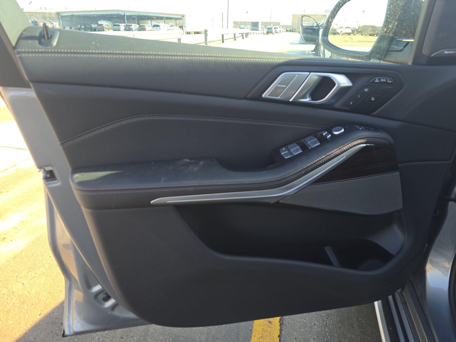 2026 BMW X7 xDrive40i AWD