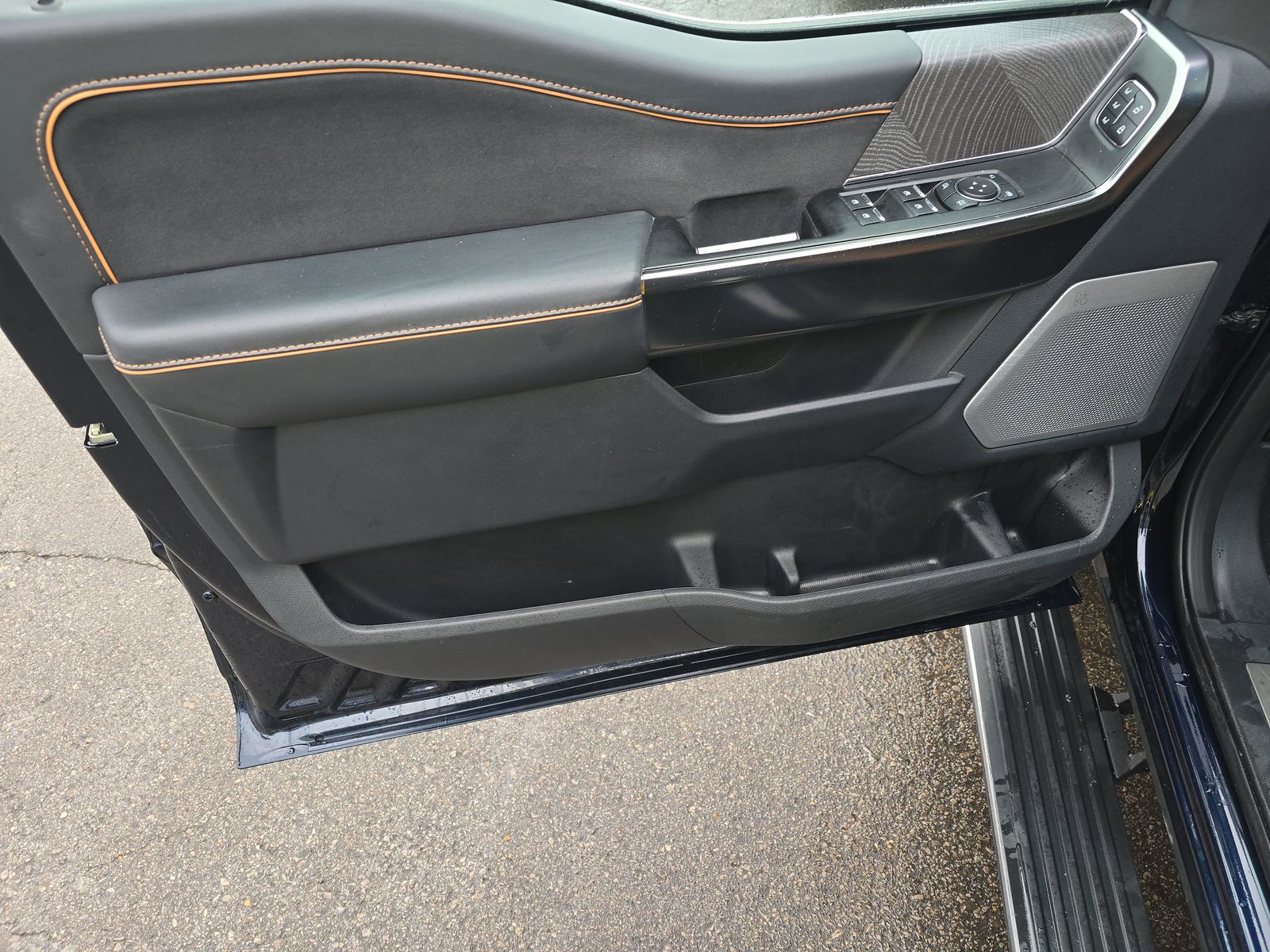 2023 Ford F-150 Platinum AWD