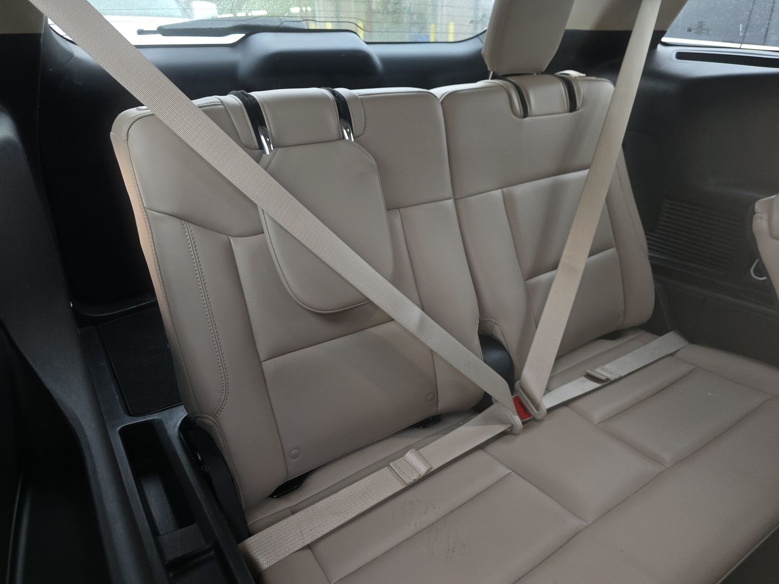 2023 Ford Explorer XLT RWD