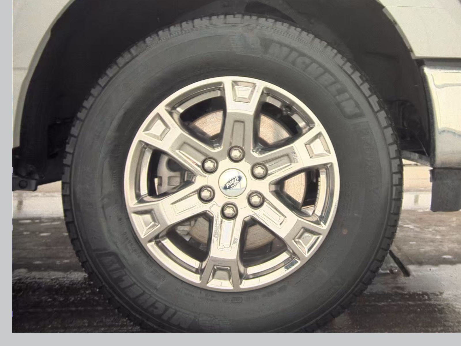 2023 Ford F-150 XLT AWD