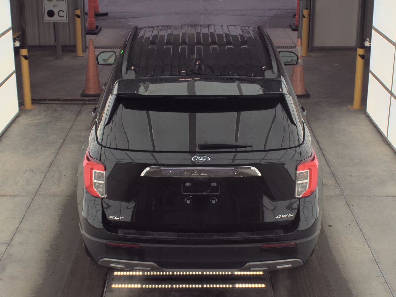 2024 Ford Explorer XLT AWD