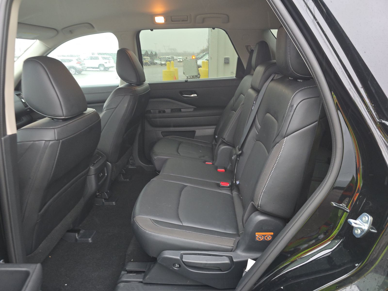 2024 Nissan Pathfinder SL FWD