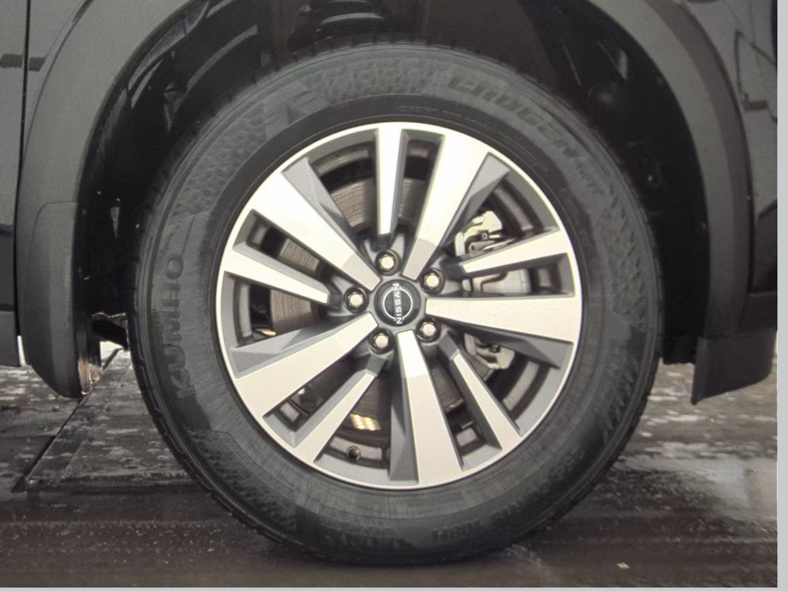 2024 Nissan Pathfinder SL FWD