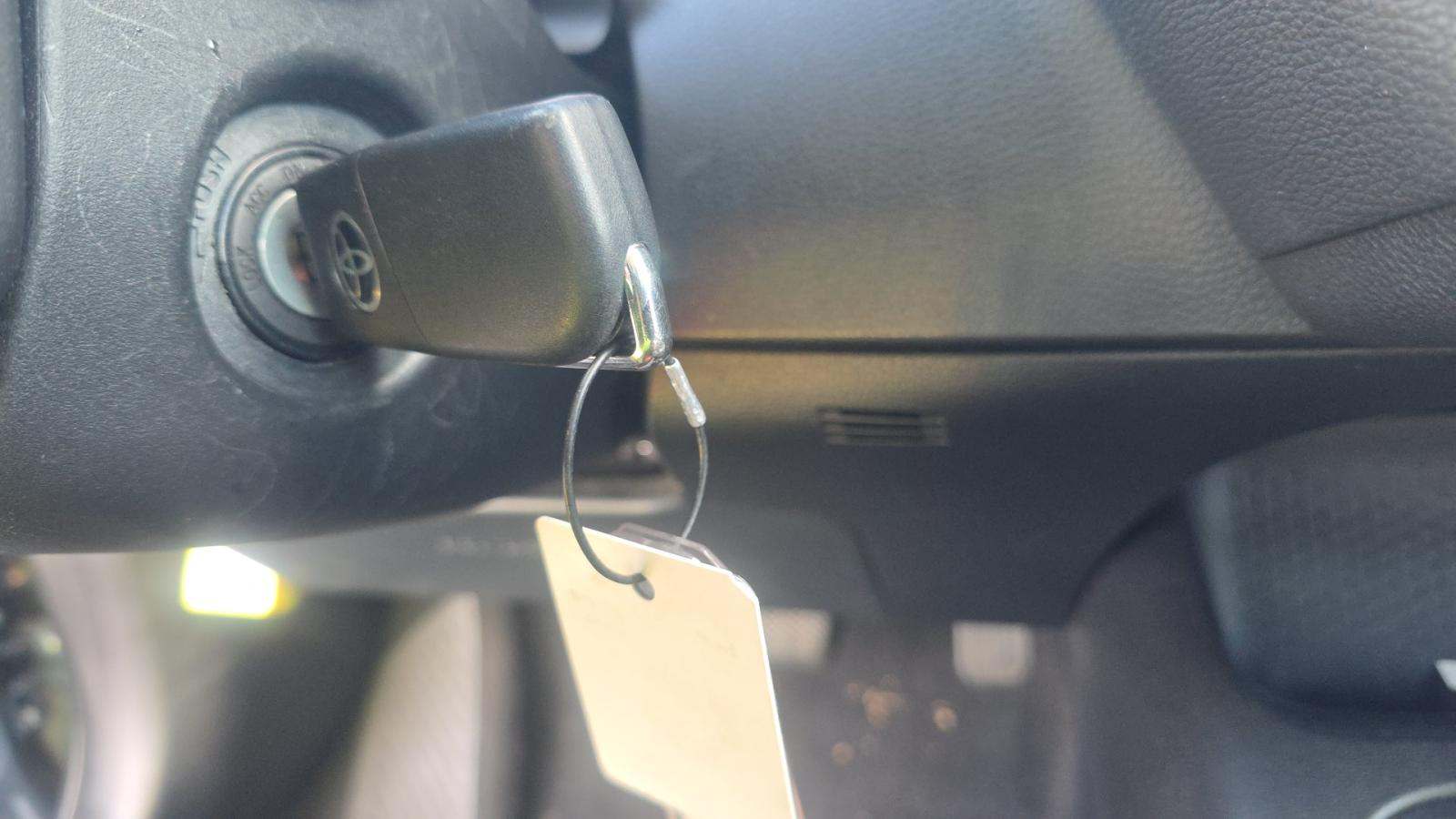 2024 Toyota Corolla LE FWD