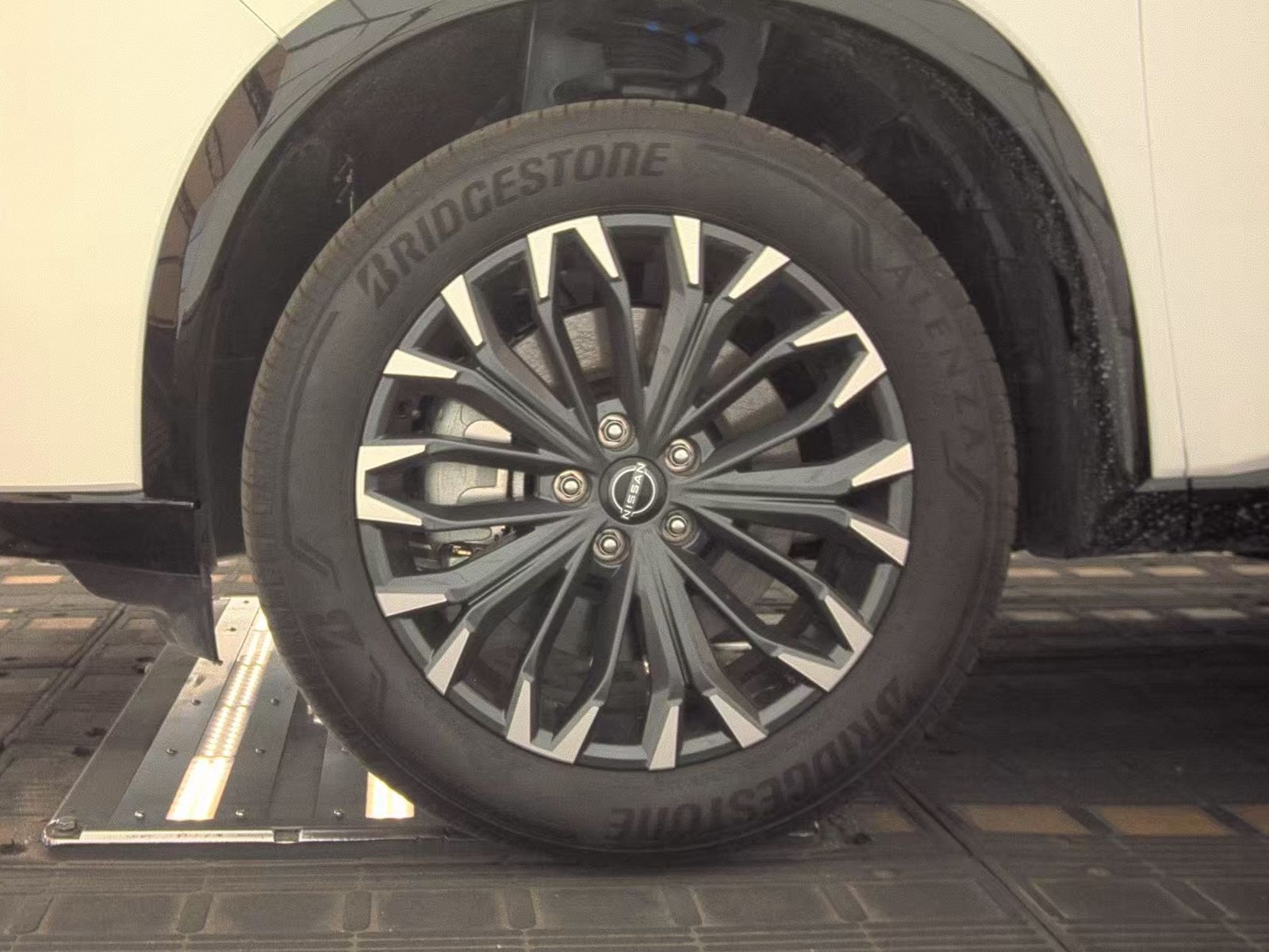 2025 Nissan Rogue Platinum AWD