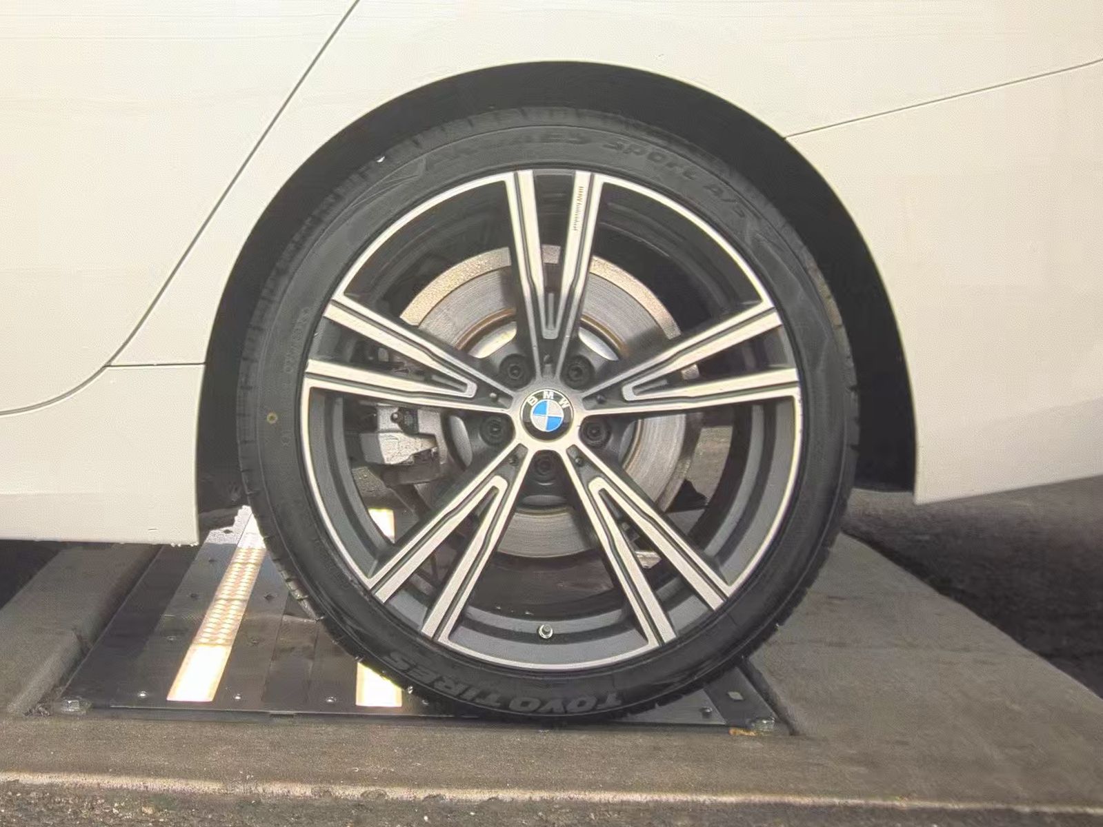 2023 BMW 3 Series 330i RWD