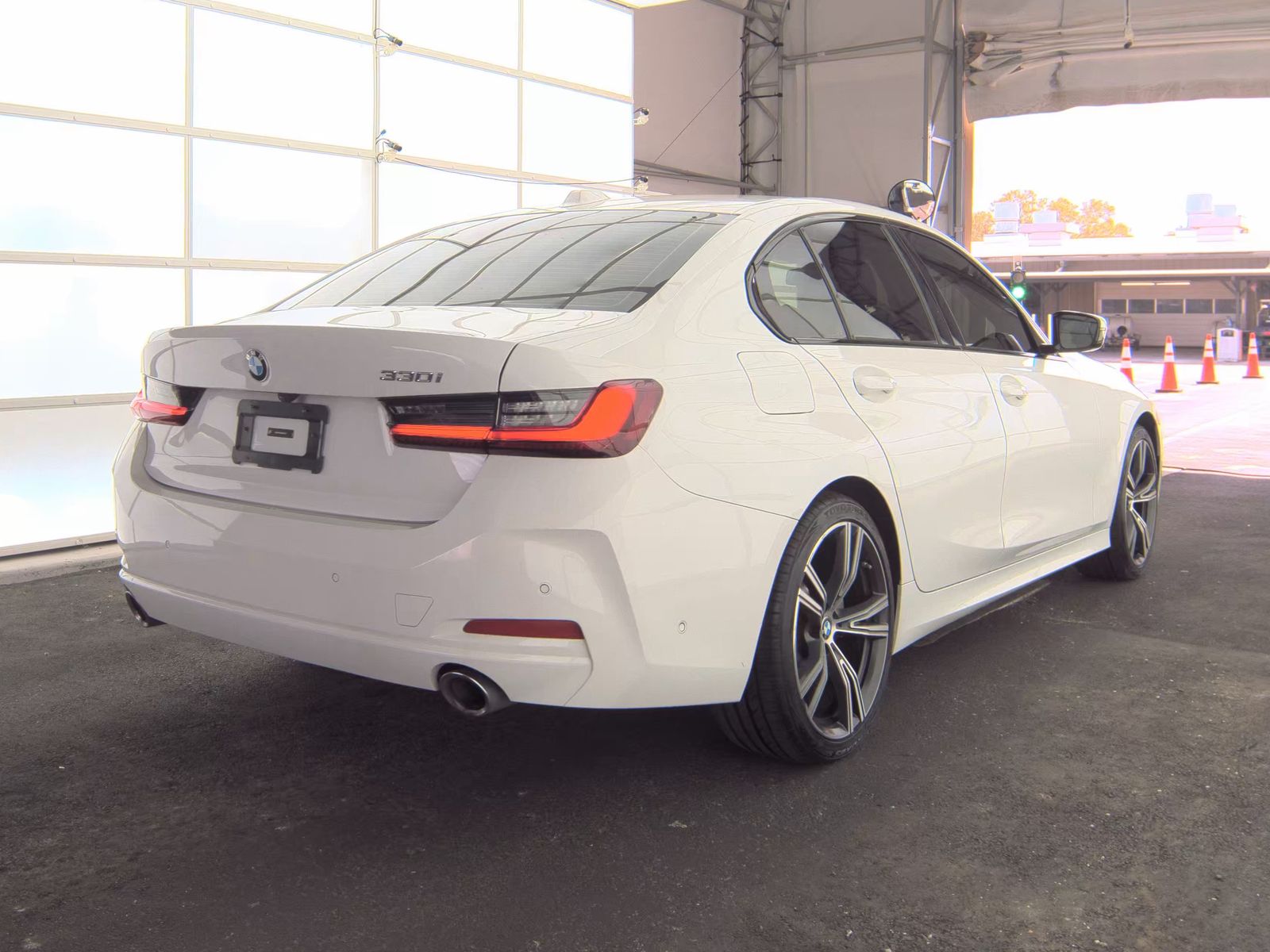 2023 BMW 3 Series 330i RWD