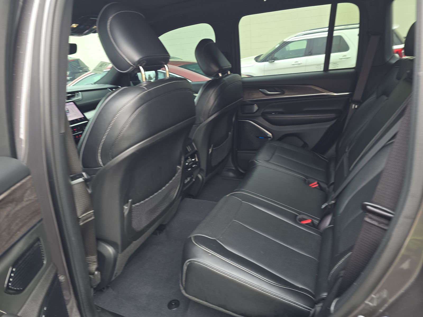 2023 Jeep Grand Cherokee 4xe Overland AWD