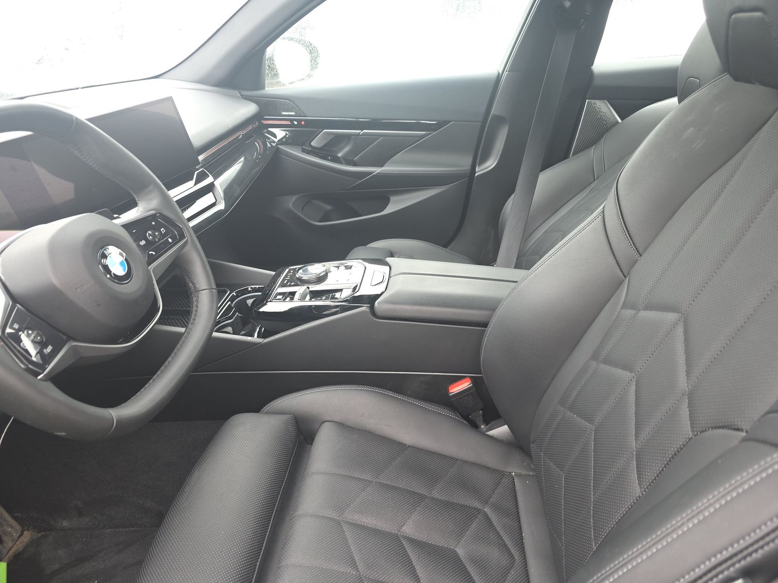 2026 BMW 5 Series 530i xDrive AWD