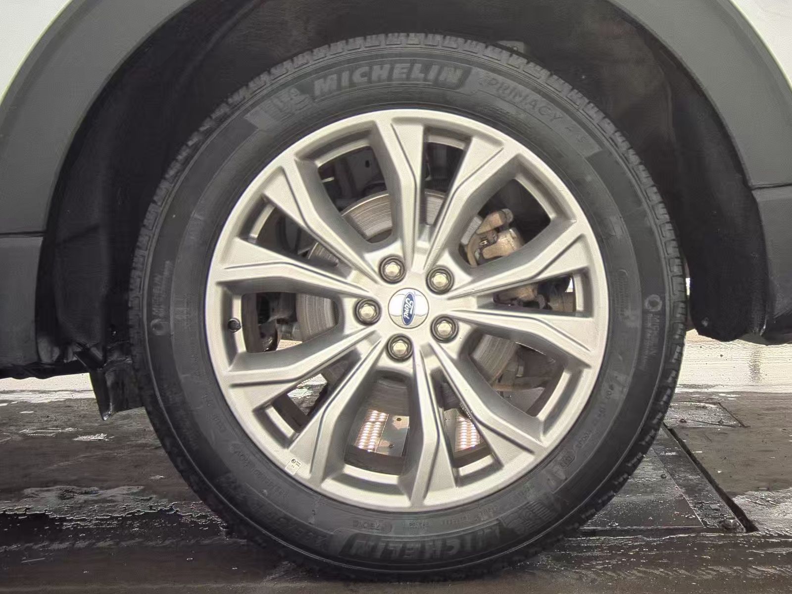 2023 Ford Explorer Limited AWD