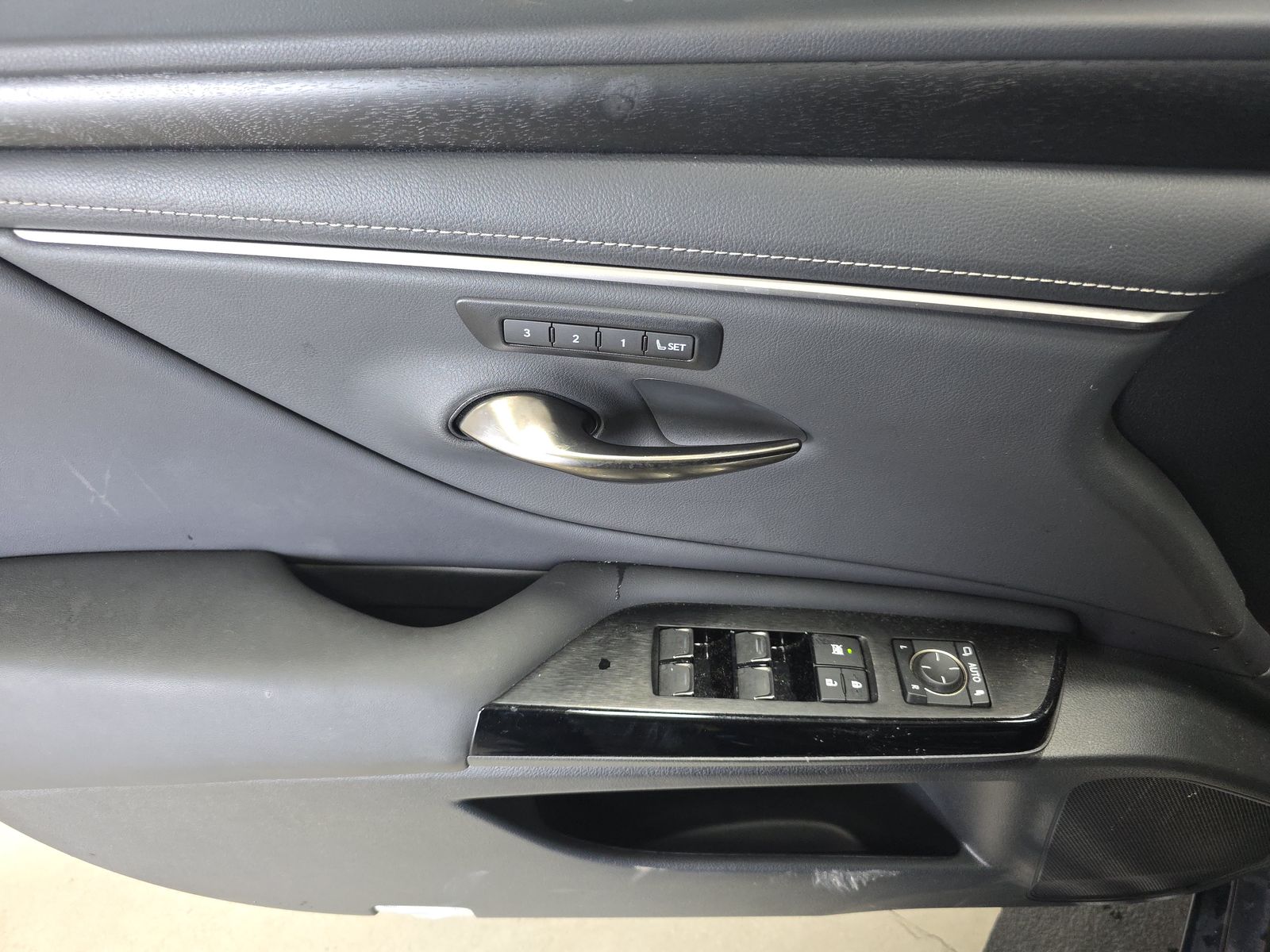 2024 Lexus ES ES 350 FWD