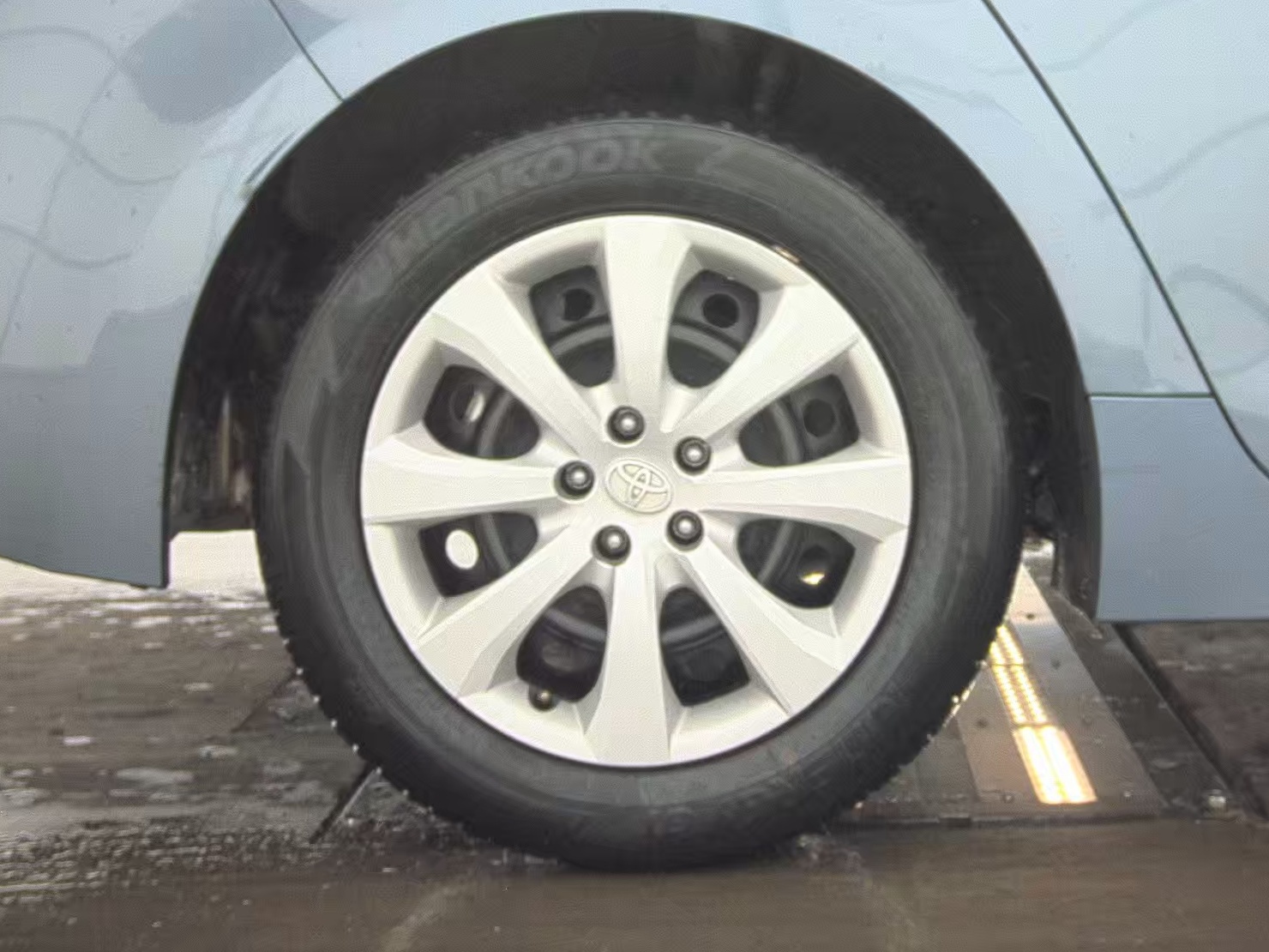 2024 Toyota Corolla LE FWD