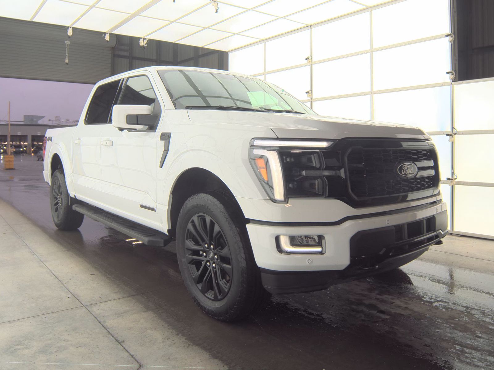 2024 Ford F-150 Hybrid Lariat AWD