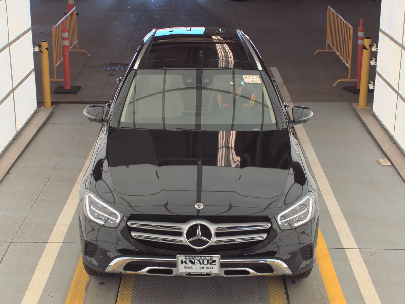 Mercedes-Benz GLC 300 4MATIC снимка Mercedes-Benz GLC 300 4MATIC