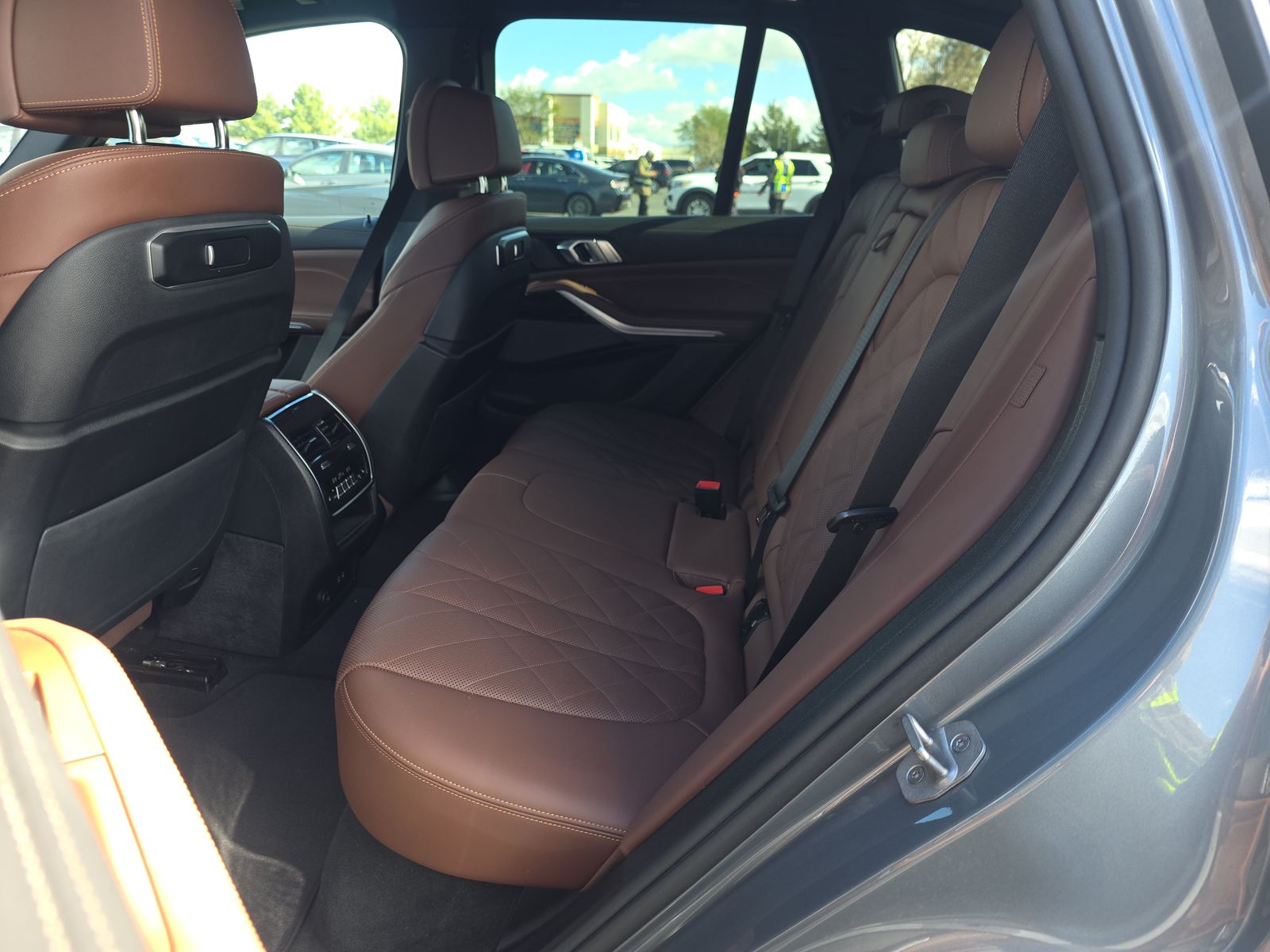 2025 BMW X5 xDrive40i AWD